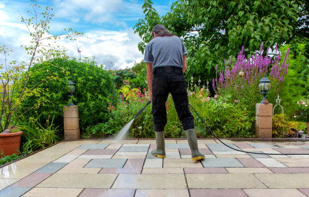 Best Sidewalk and Walkway Cleaning  in Pawcatuck, CT