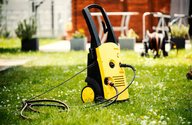 Best Pool Deck Cleaning  in Pawcatuck, CT